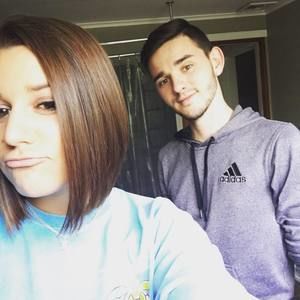 Meet your Posher, Austin